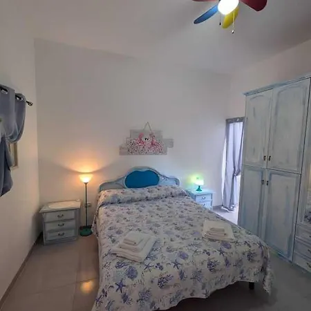 - Rosamarina דירה